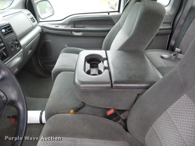 image for item DD9307 2003 Ford F250 Super Duty SuperCab pickup truck