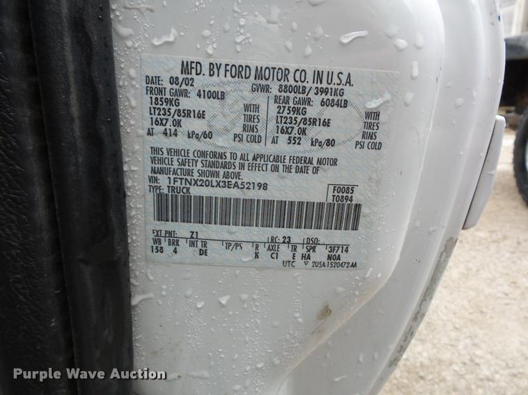 image for item DD9307 2003 Ford F250 Super Duty SuperCab pickup truck