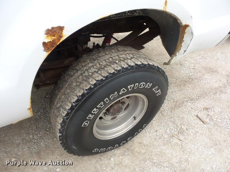 image for item DD9309 2000 Ford F250 Super Duty SuperCab pickup truck