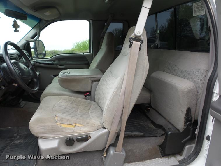 image for item DD9309 2000 Ford F250 Super Duty SuperCab pickup truck