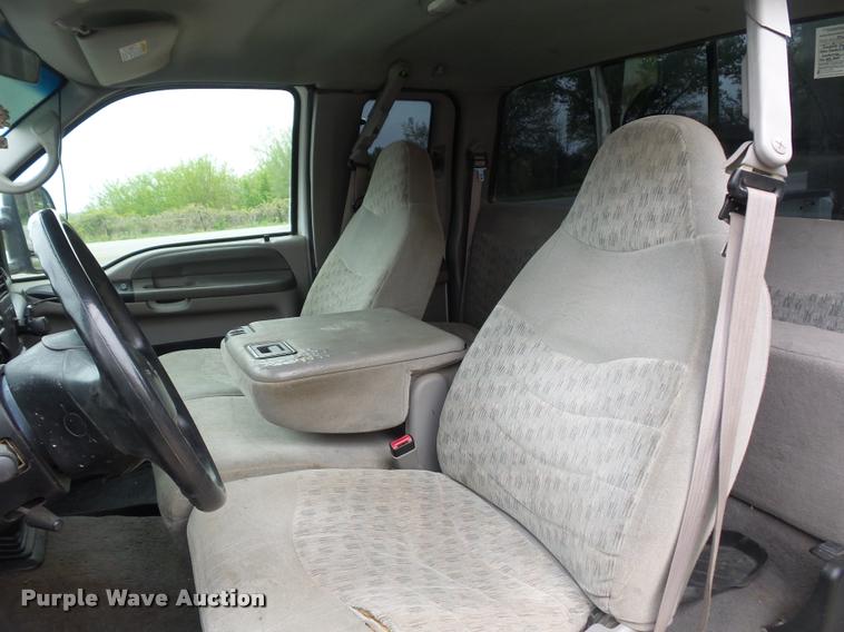 image for item DD9309 2000 Ford F250 Super Duty SuperCab pickup truck