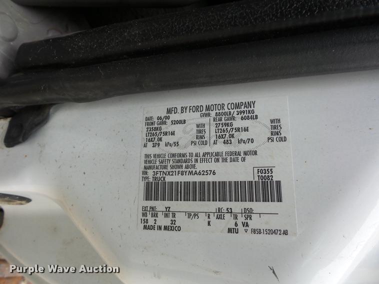 image for item DD9309 2000 Ford F250 Super Duty SuperCab pickup truck