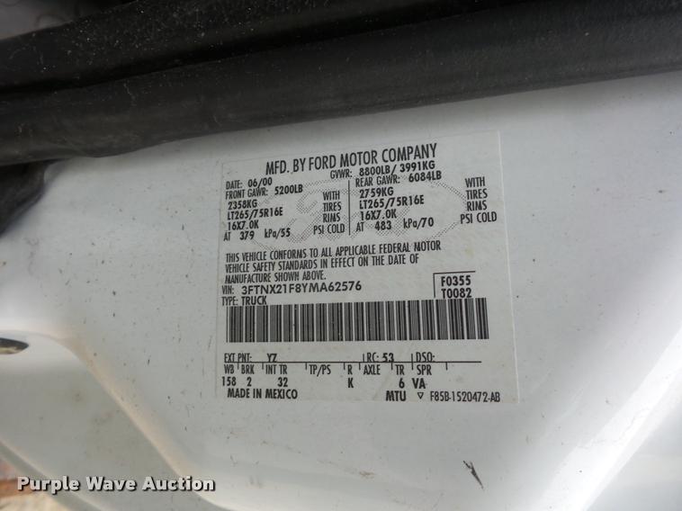 image for item DD9309 2000 Ford F250 Super Duty SuperCab pickup truck