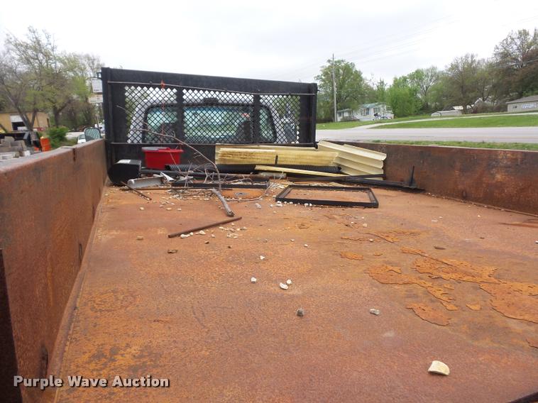 image for item DD9319 1992 Ford F450 Super Duty dump flatbed truck