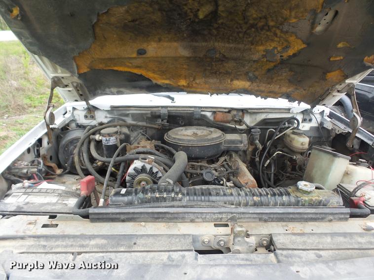 image for item DD9319 1992 Ford F450 Super Duty dump flatbed truck