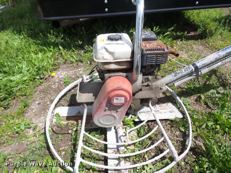 image for item DD9337 Razorback concrete trowel