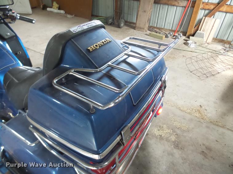 image for item DF9663 1985 Honda Goldwing GL1200 motorcycle