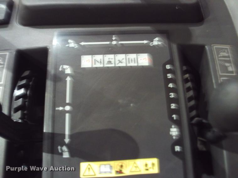 image for item DJ9777 Husqvarna ST227P snow blower