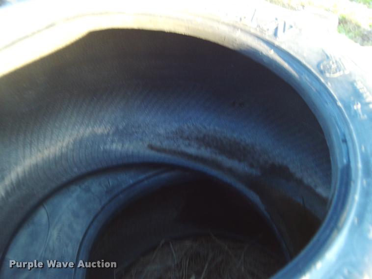 image for item DJ9786 (2) Titan 17.5L-24 R4 tires