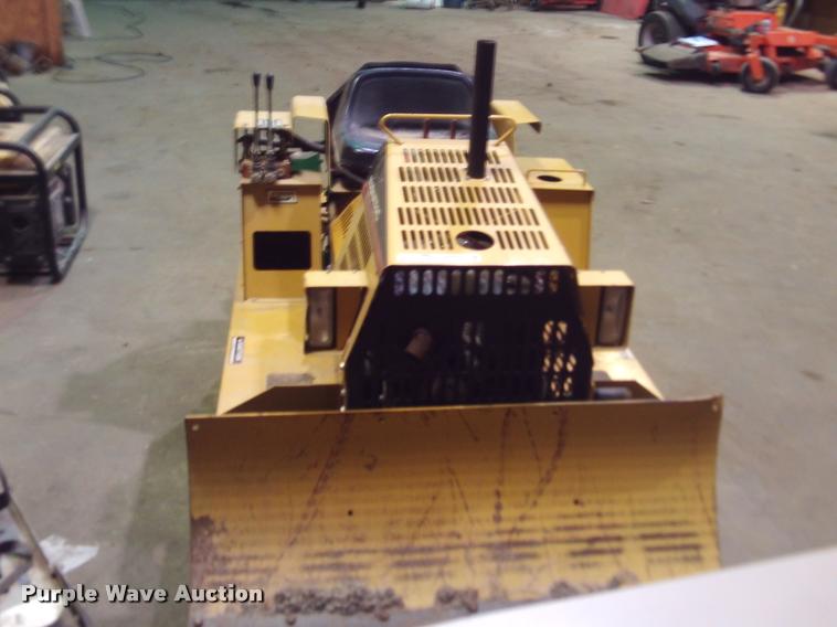 image for item DJ9789 Magnatrac RS1000 dozer