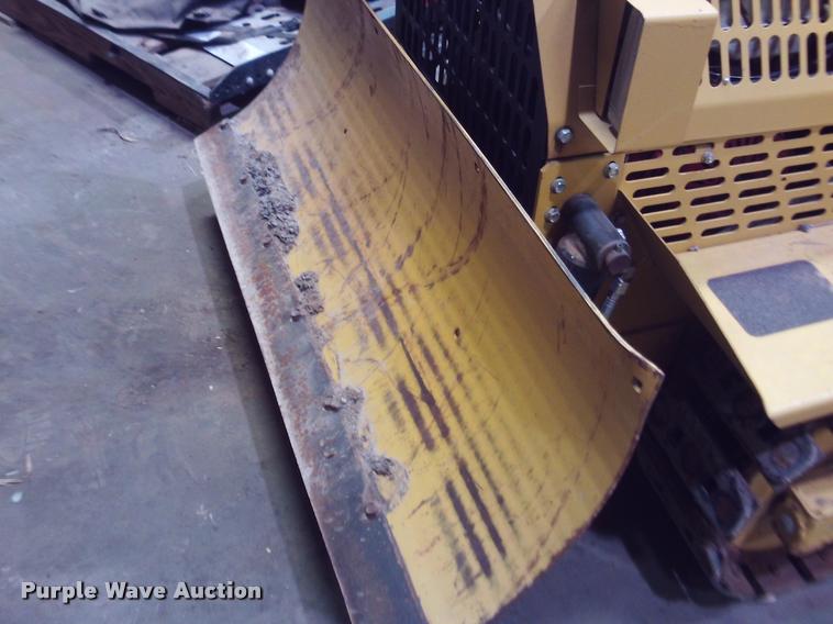 image for item DJ9789 Magnatrac RS1000 dozer