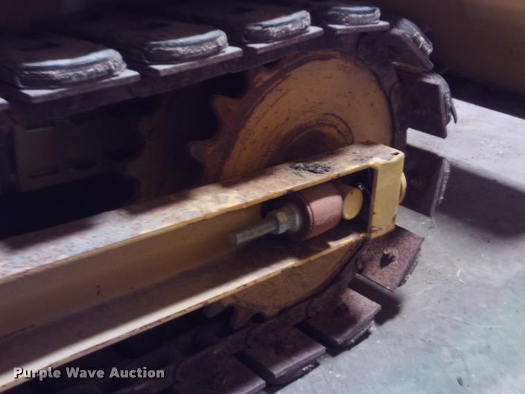 image for item DJ9789 Magnatrac RS1000 dozer