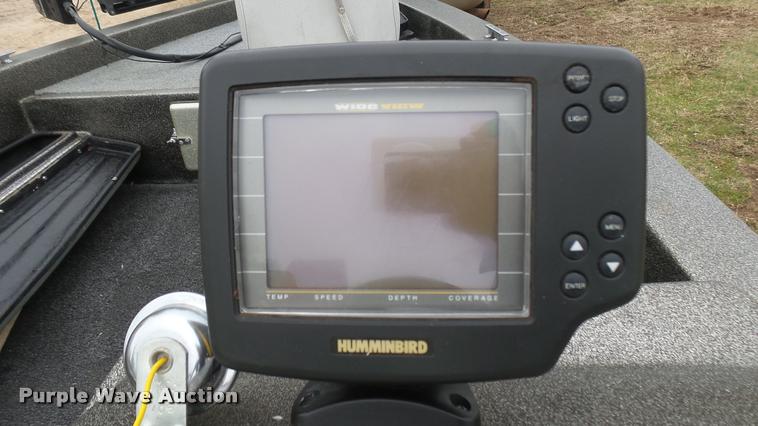 image for item DM9055 1986 Bumble Bee boat