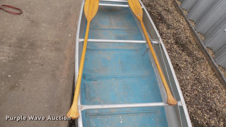 image for item DM9056 Osagian canoe