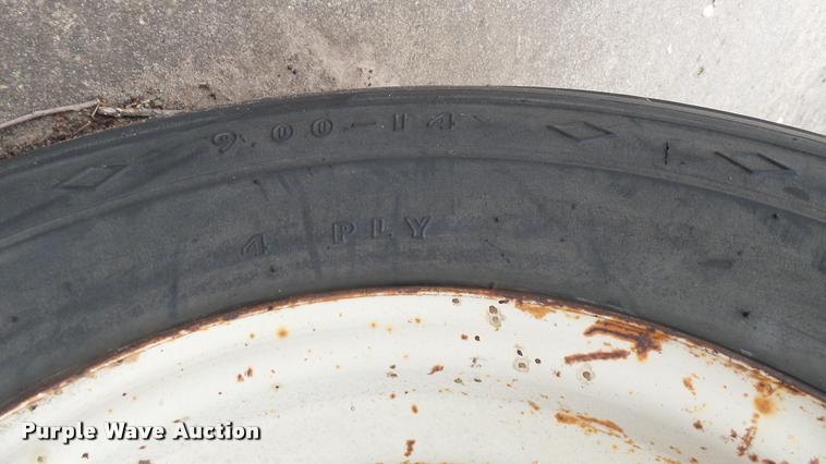 image for item DM9056 Osagian canoe