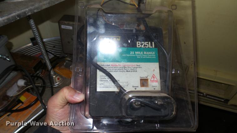 image for item DM9126 (12) electric fencers