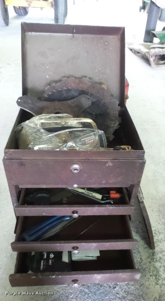 image for item DM9127 Lawn and garden supplies