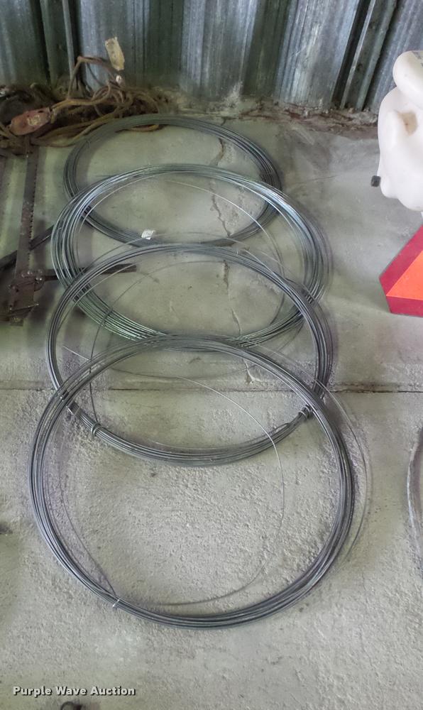 image for item DM9140 Fencing tools and supplies