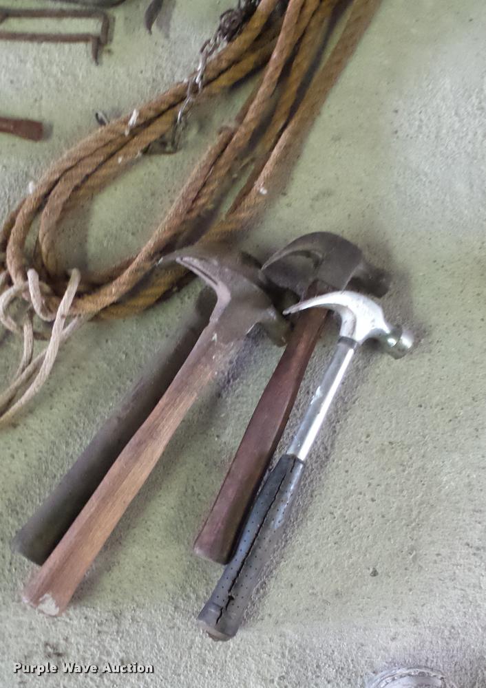 image for item DM9140 Fencing tools and supplies