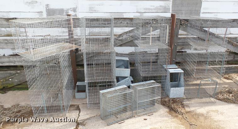 image for item DM9154 (30) livestock cages