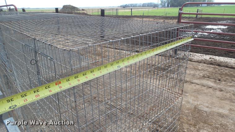 image for item DM9154 (30) livestock cages