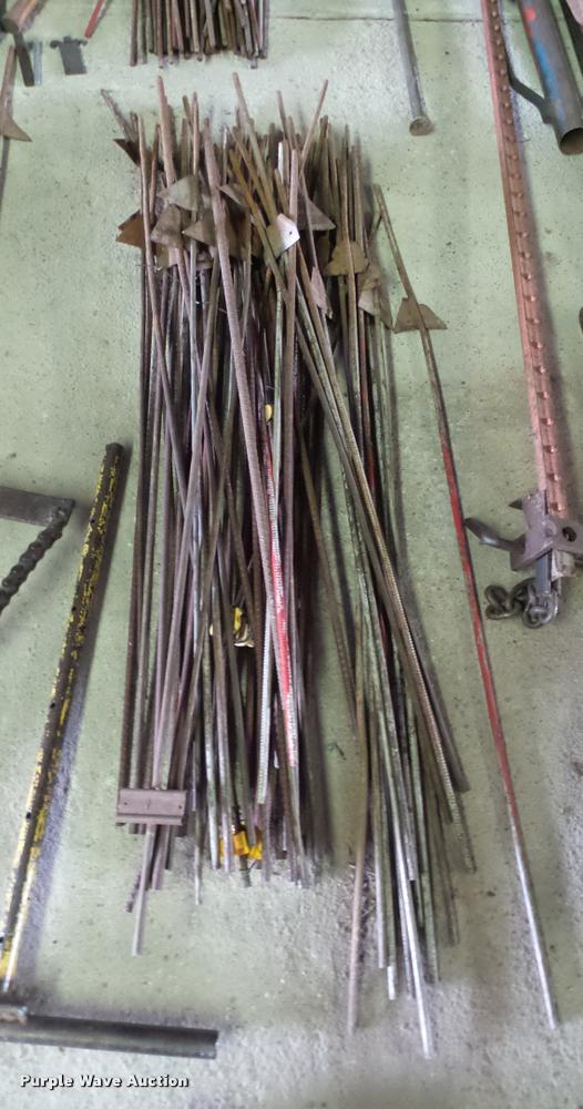 image for item DM9173 Electric fence supplies