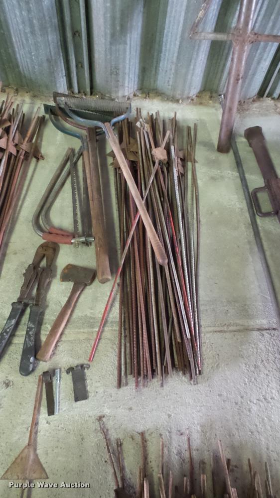 image for item DM9173 Electric fence supplies