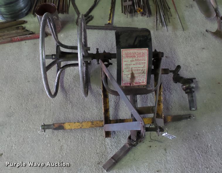 image for item DM9174 Wire Winder 0211 spooler