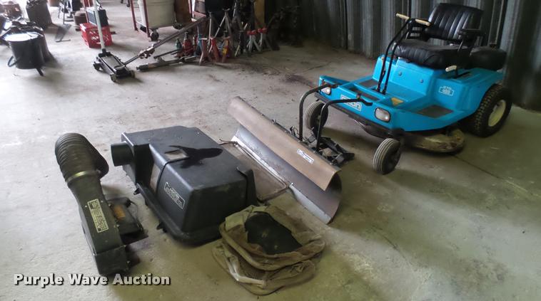 image for item DM9203 Dixon ZTR428 lawn mower