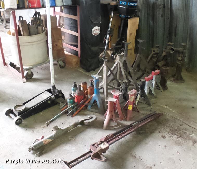 image for item DM9209 (24) jacks