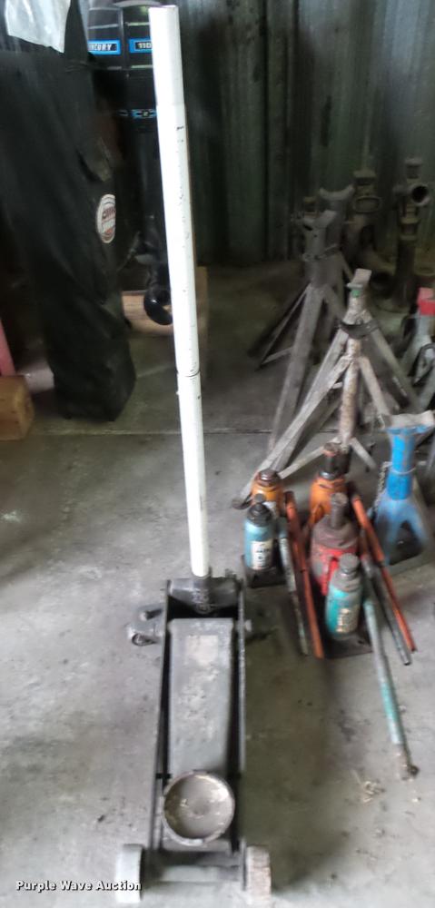 image for item DM9209 (24) jacks