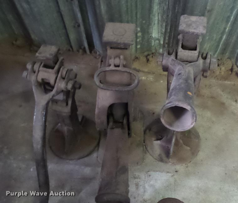 image for item DM9209 (24) jacks