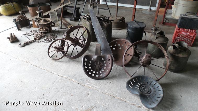 image for item DM9214 Mid-century tools