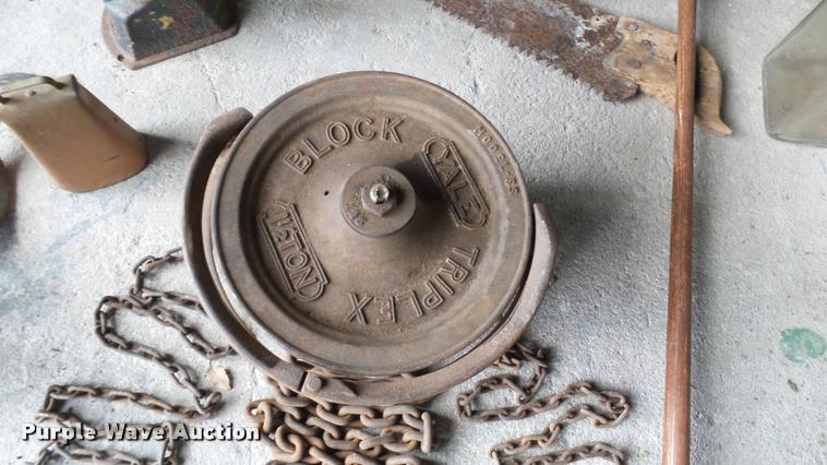 image for item DM9214 Mid-century tools