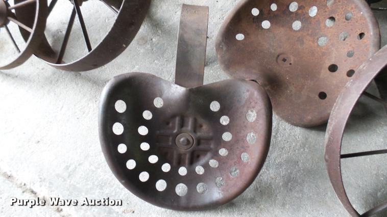 image for item DM9214 Mid-century tools