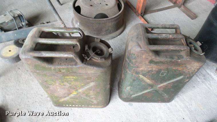 image for item DM9214 Mid-century tools