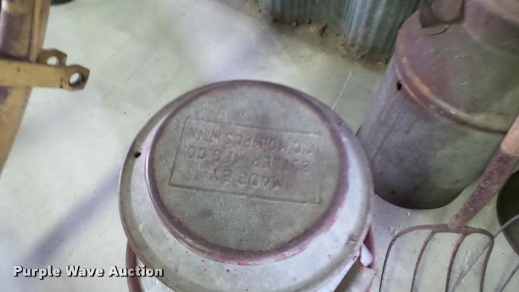 image for item DM9214 Mid-century tools