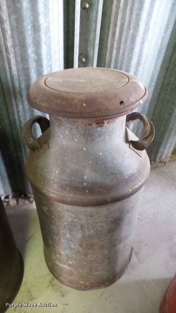 image for item DM9214 Mid-century tools