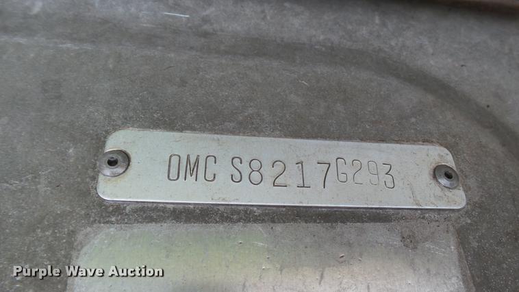 image for item DM9246 1993 Grumman V1256 V-bottom boat