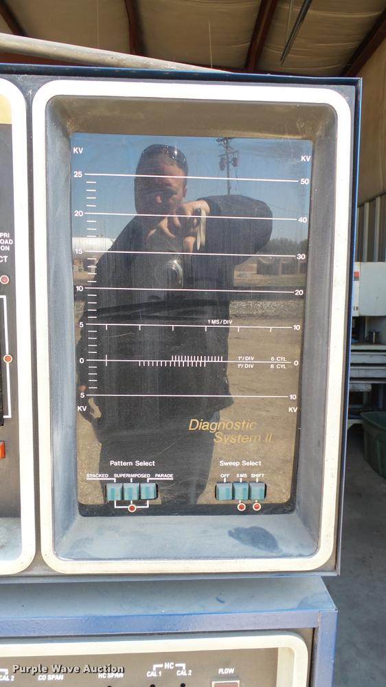 image for item DS9066 Allen test engine analyzer