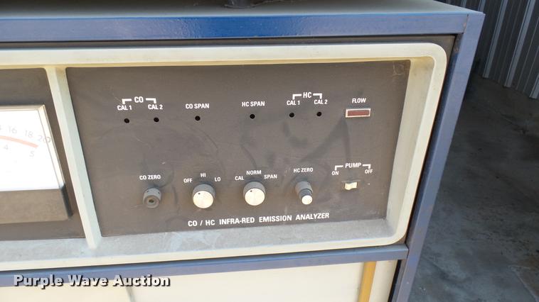 image for item DS9066 Allen test engine analyzer