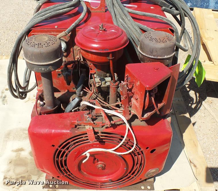 image for item DS9069 Lincoln 225 welder