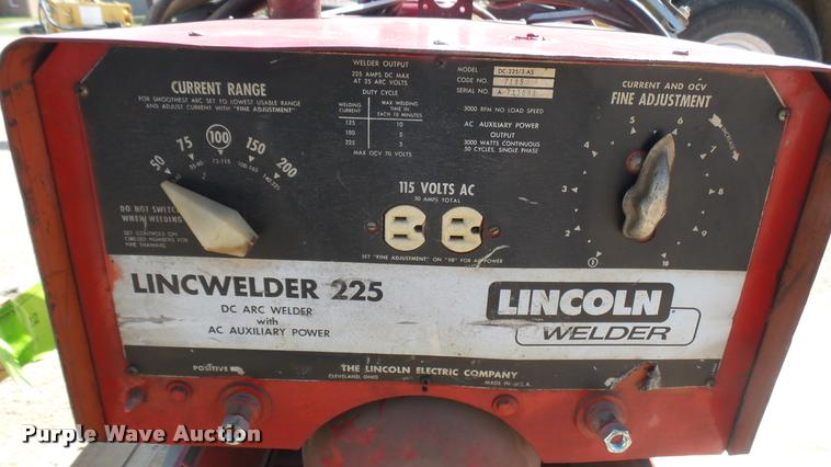 image for item DS9069 Lincoln 225 welder
