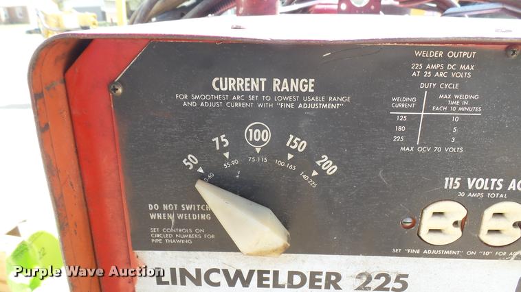 image for item DS9069 Lincoln 225 welder
