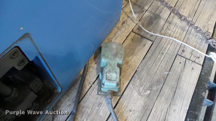 image for item DS9073 Hyundai HiT15S CNC lathe