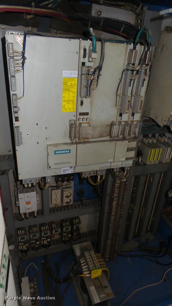 image for item DS9073 Hyundai HiT15S CNC lathe