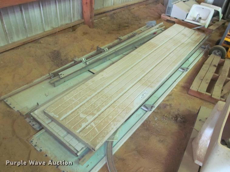 image for item DT9148 Garage door