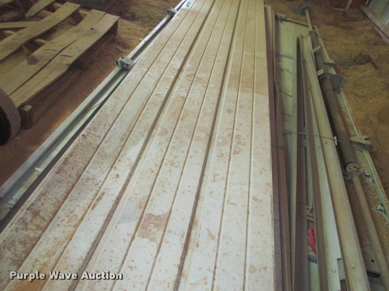 image for item DT9148 Garage door