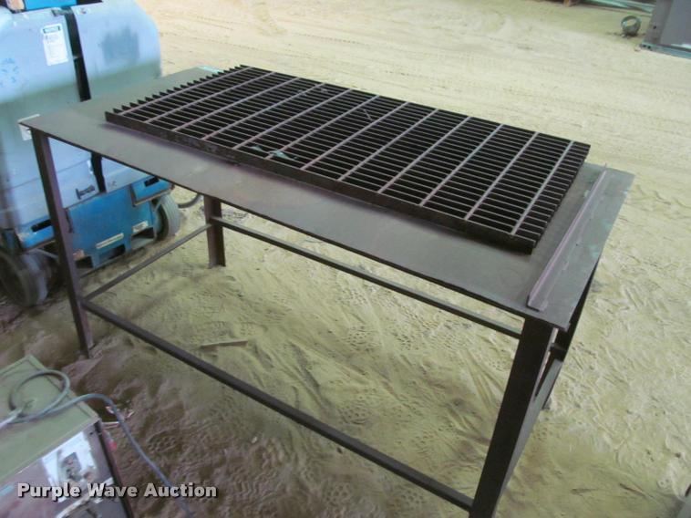 image for item DT9149 Steel workbench