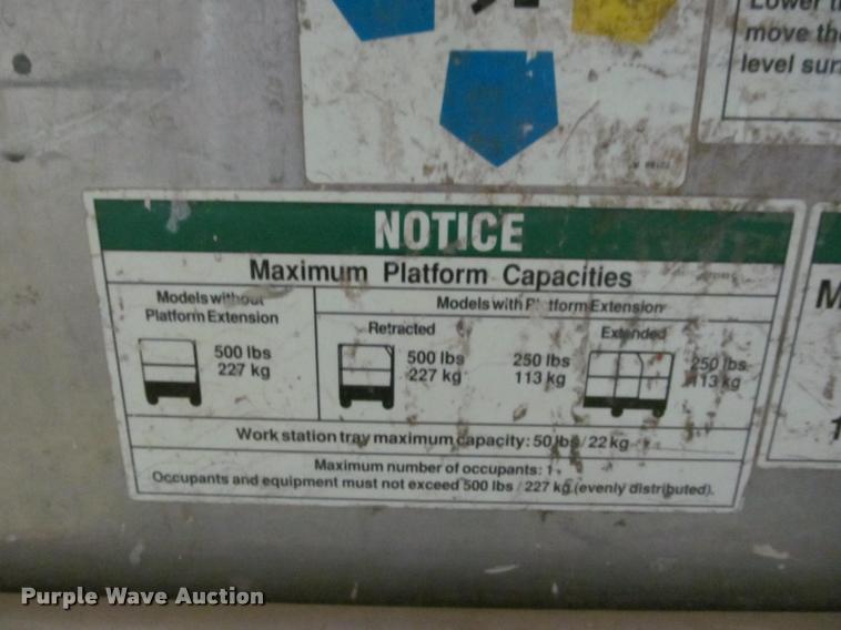 image for item DT9152 2001 Genie GR-12 scissor lift